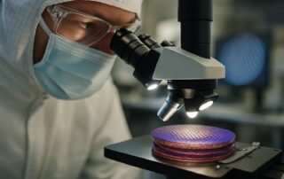 MIT shows scalable moiré-crystal route for 2D materials with synthetic 4D electron behavior featured image